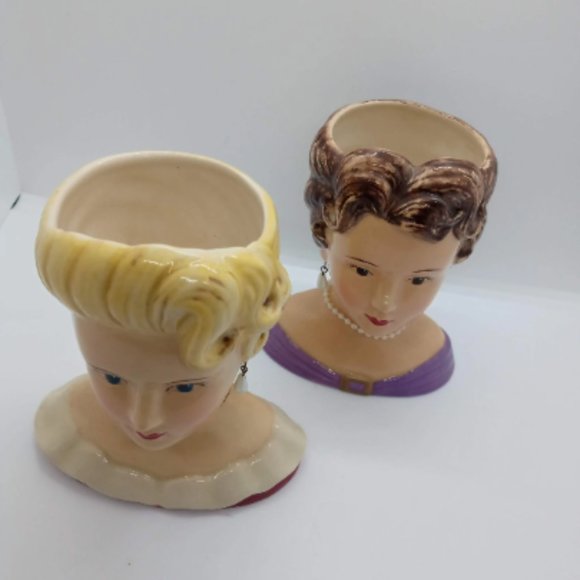 Vintage set of 2 Lady head Vase collectibles - Picture 4 of 7